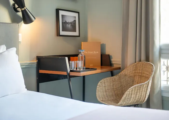 Avama Prony Hotel Parigi