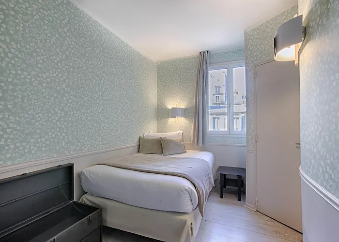 Hotel Avama Prony Parigi