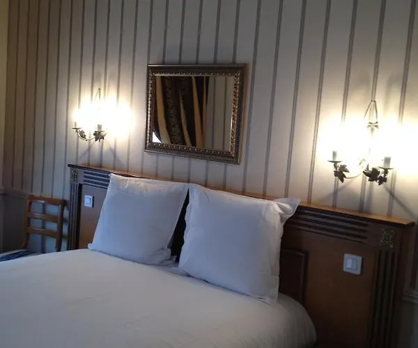 Hotel Avama Prony Parigi