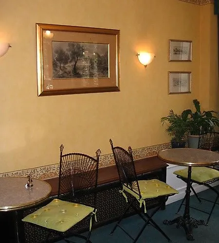 Avama Prony Hotel Parigi