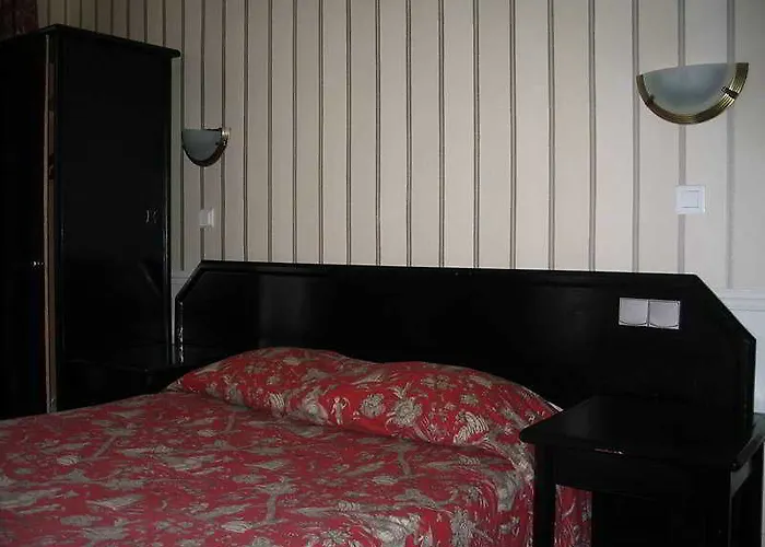 Avama Prony 3* Parigi