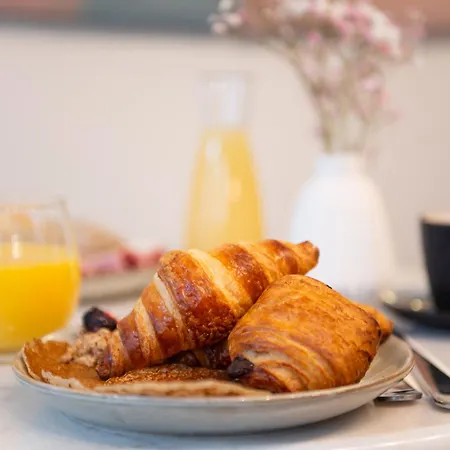 酒店 Avama Prony 3*