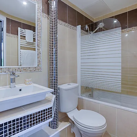 Hotel Prony Monceau 3*