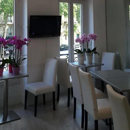 Avama Prony 酒店 巴黎