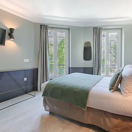 Prony Monceau Hotel 3*