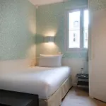 Hotel Prony Monceau 3*