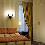 Hotel Prony Monceau 3*