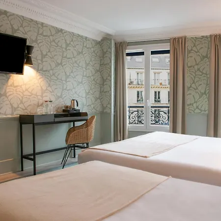 Avama Prony Paris
