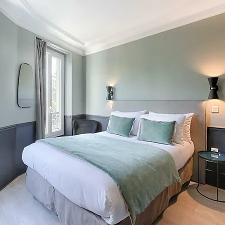 Prony Monceau 3* باريس